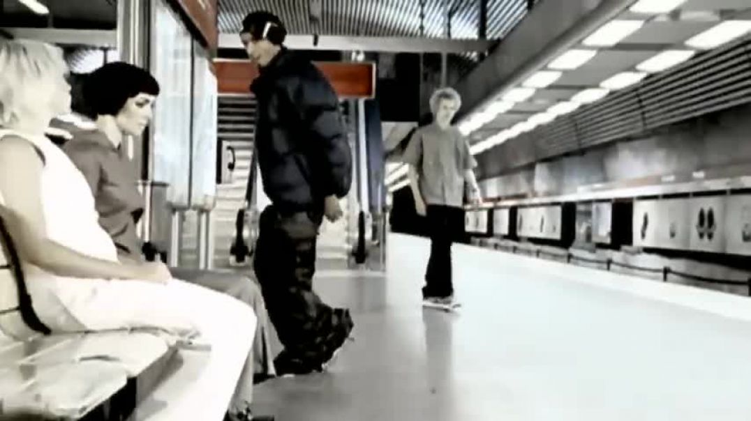 ⁣Bomfunk MC's - Freestyler (Video Original Version)